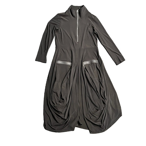 IC COLLECTION Dresses & Skirts - IC Collection Black Avant Garde Zip Front Ruched Bubble Hem Dress Sm Gold Specs